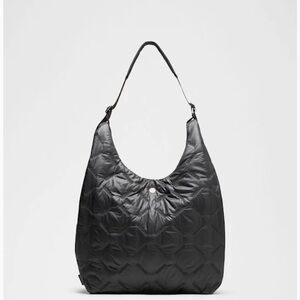 Lululemon quilty pleasures tote bag